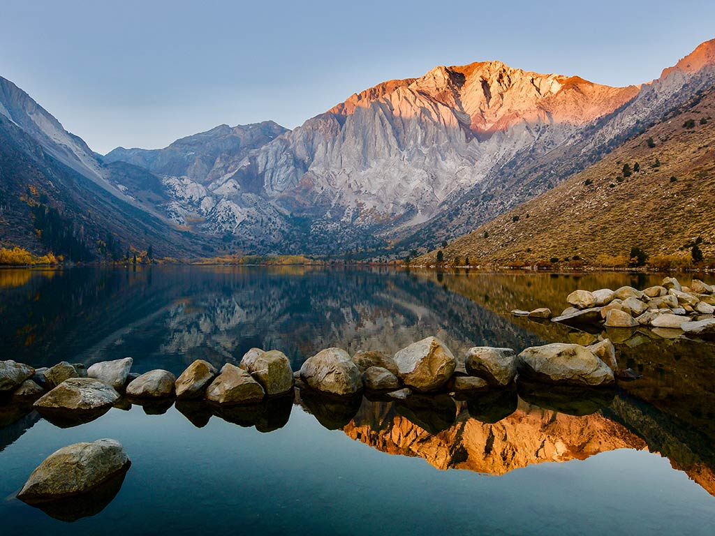 Join us as we dive into the wonders of Mammoth Lakes, a fishing haven nestled in California's Eastern Sierra. Discover why this destination is perfect for women anglers looking for both challenge and beauty, featuring tips on targeting trophy Trout in the picturesque setting of alpine lakes.